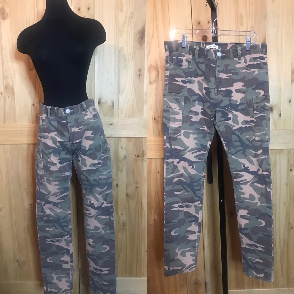 Human Made streetwear green  camo jeans